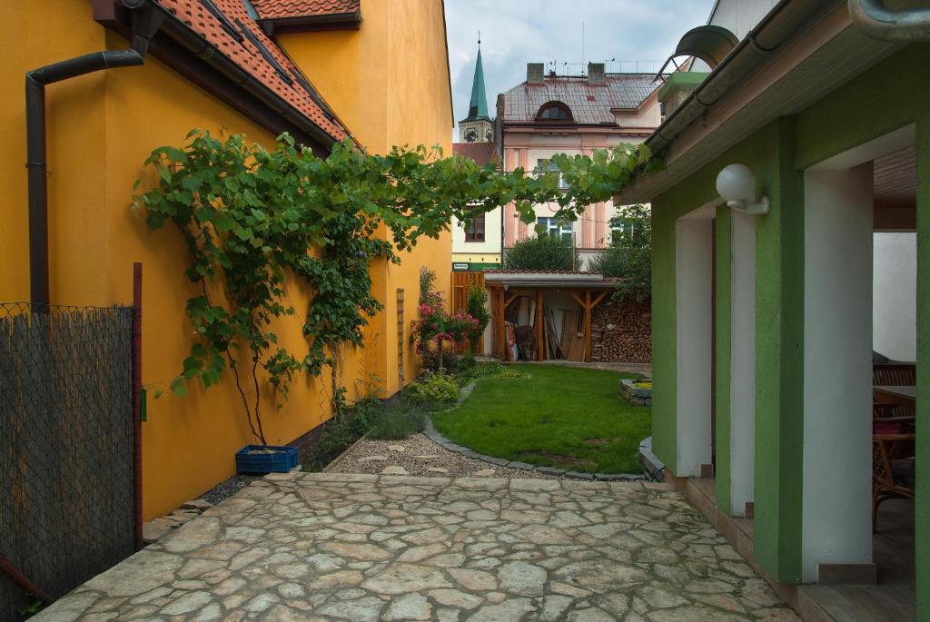 Penzion U Vinotéky Nymburk Exterior foto